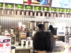 -CoCo都可(湖滨银泰店B区店)