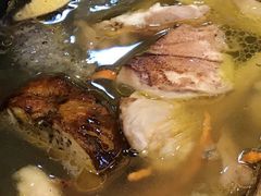 -菌之家·专业纯野生菌火锅·特色炒菌
