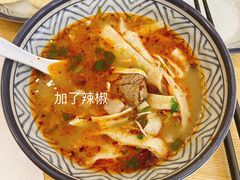 -八百里牛肉汤(盖饭·锅贴·万象城店)