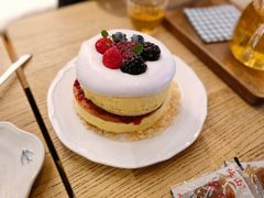 杂莓酸奶油松饼-無早咖啡