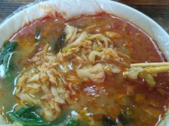 -二钢串叔麻辣烫(华龙大厦店)