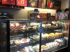 面包甜点陈列柜-星巴克(凯德晶萃店)