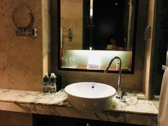 -上海龙之梦万丽酒店