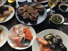 -唐拉雅秀酒店-西锦汇空中BBQ·思创餐厅