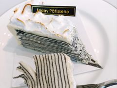 -Fridi Patisserie Cafe