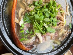 -谢老五跷脚牛肉·非遗传承店