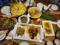 -隔壁老王·家常云南菜(花巷店)