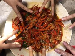 -沪小胖小龙虾(淮海中路旗舰店)