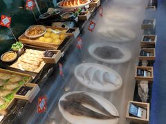 自助取餐区-渔民船说·北塘海鲜·天津菜·海肠捞饭(北塘古镇店)