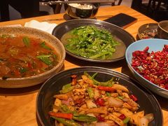 -十三式重庆江湖菜(金茂览秀城店)