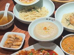 -裕兴记•蟹黄面馆(人民广场店)