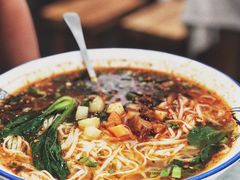酸汤臊子面-大嘻咹biangbiang面(历史博物馆店)
