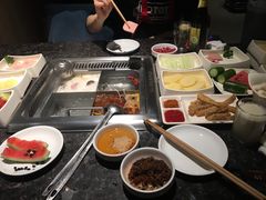 -海底捞火锅鲜切牛肉主题店(长寿路店)