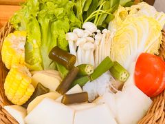 -樾餐厅泰式海鲜火锅(民歌湖店)