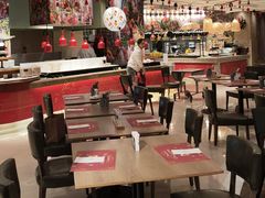 -咖啡苑自助餐厅·中国大饭店