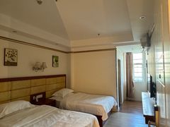 -昆季酒店(深圳坂田五和地铁站店)