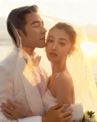 -拾年·定制婚纱摄影