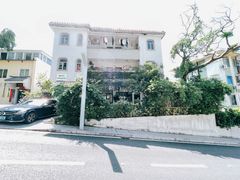 -彳亍咖啡·这里(水湾路店)