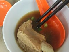 -新峰肉骨茶