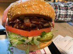 -The Habit Burger Grill 哈比特汉堡(复兴soho店)
