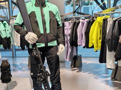-迪桑特DESCENTE(北京三里屯BLANC店)