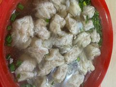 -张阿三馄饨店