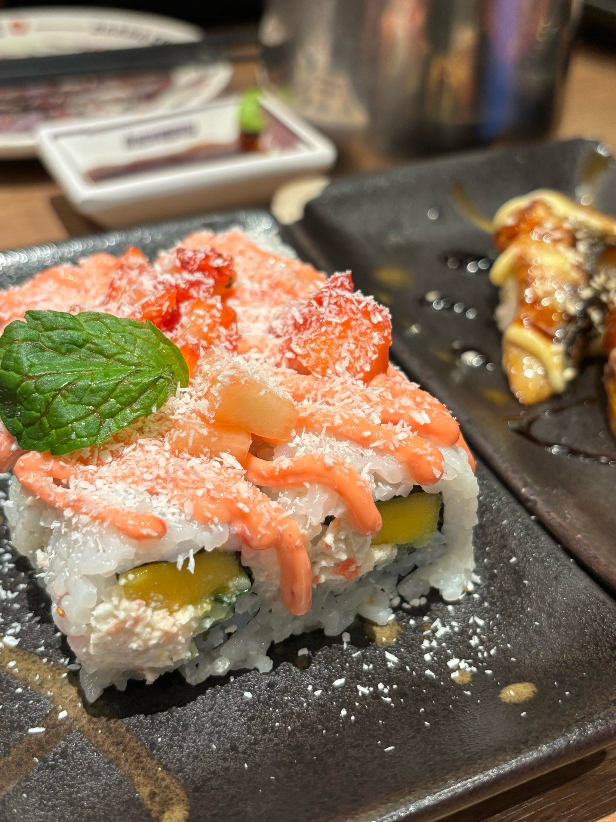 每次去必点的牛肉寿司 很绝