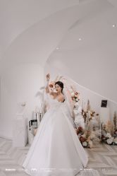 -予白婚纱礼服馆