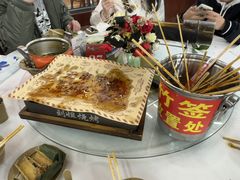 -刘姐啤酒鱼民族演艺餐厅(西街总店)