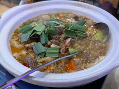-霄汉牛三鲜湖北砂锅菜(万松园2店)