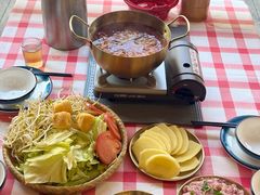 -洪霞餐馆·川菜·鲜货现炒(两江春城店)