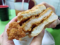 猪扒包-胜利茶餐室