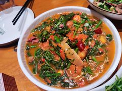 -老滇山寨•云南特色菜•地方菜•民族风情歌舞表演(金碧店)