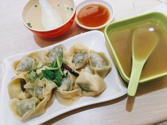 荠菜拌馄饨-老妈食光小馆(国权路店)