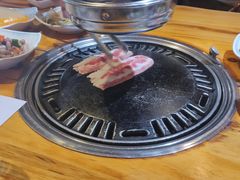 -唯成•韩国炭火烤肉 유성고기