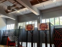 -嗨翻Hi-Fun竞技主题乐园·蹦床亲子生日轰趴(国光1937店)