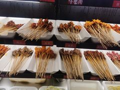 -佰人王串串香火锅(洋珠巷店)