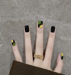 -LILY NAILS美甲美睫