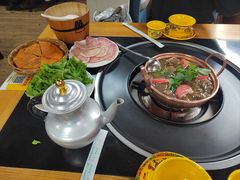 -银同牦牛肉火锅