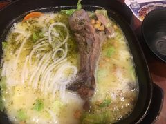 -阿香米线(大唐西市大润发店)