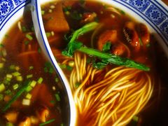 -沪西老弄堂面馆(定西路店)