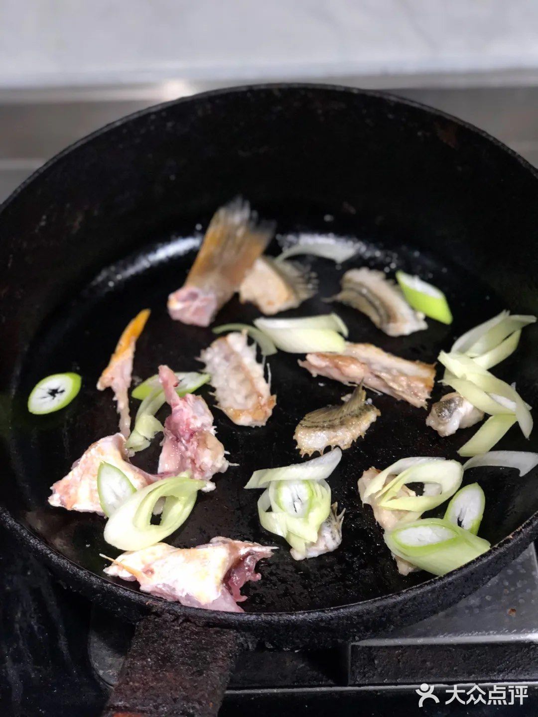 白灼黄鱼  轻烫片刻 鲜美细腻 原汁原味