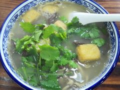 -苏生鸭血粉丝(鹿鸣路店)