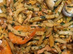 海鲜荠菜炒年糕-寻裕记·现炒浇头面(人民广场店)