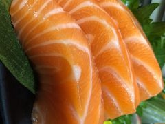 三文鱼厚切-东岸料理·寿司·刺身
