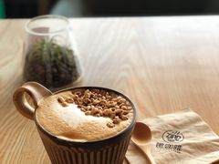 -ZING COFFEE 镜咖啡