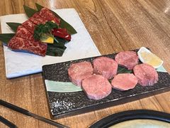 -炼火烤肉店