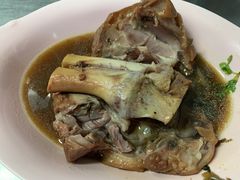 -Kha Mu Charoensang(Silom)