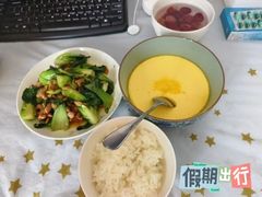 -乐禧母婴全自营月嫂(宝山店)