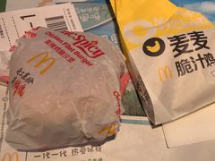 -麦当劳(假日广场店)